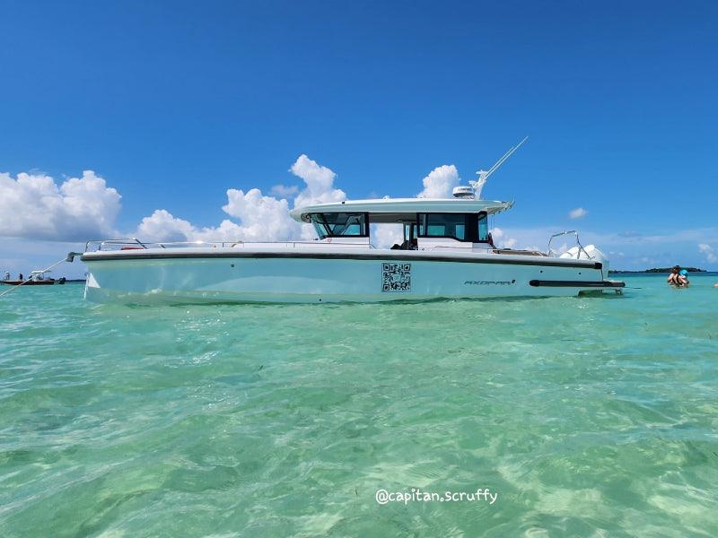 axopar 37 xc cross cabin boat charter