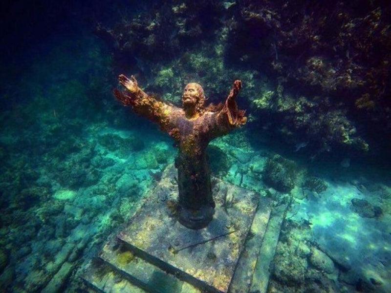Christ of the abyss, John Penekanmp Park