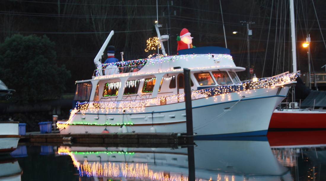 Charleston’s Holiday Parade of Boats: Everything You Need to Know