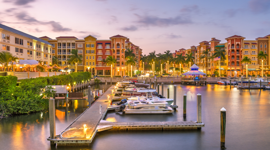 Where to Go on a Boat Charter Out of Naples: Islands, Sandbars, and Wildlife