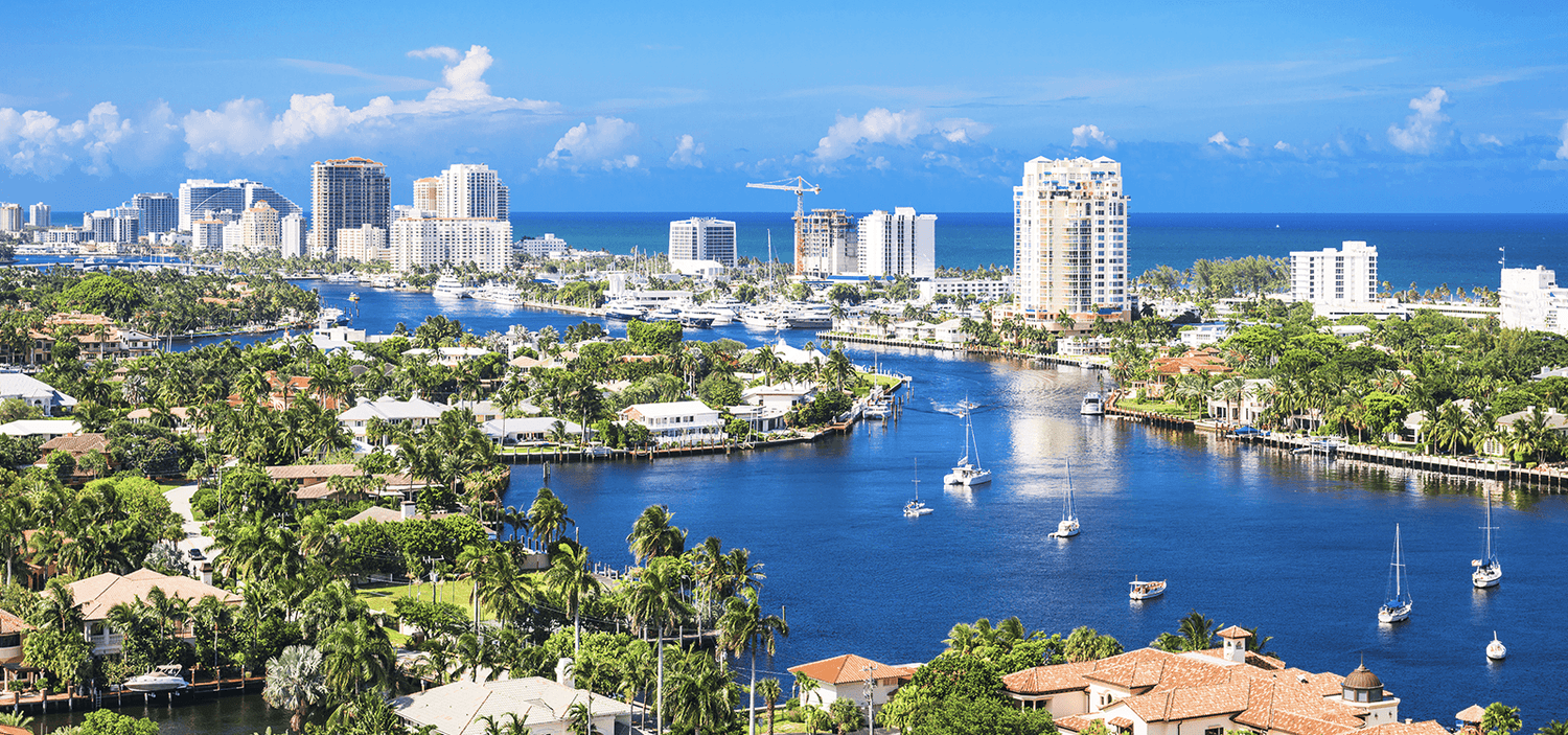 Fort Lauderdale beach shore skyline